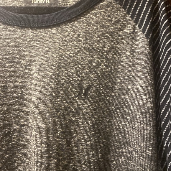 Hurley Long Sleeve Gray & Black T-Shirt Size XL - Picture 4 of 10